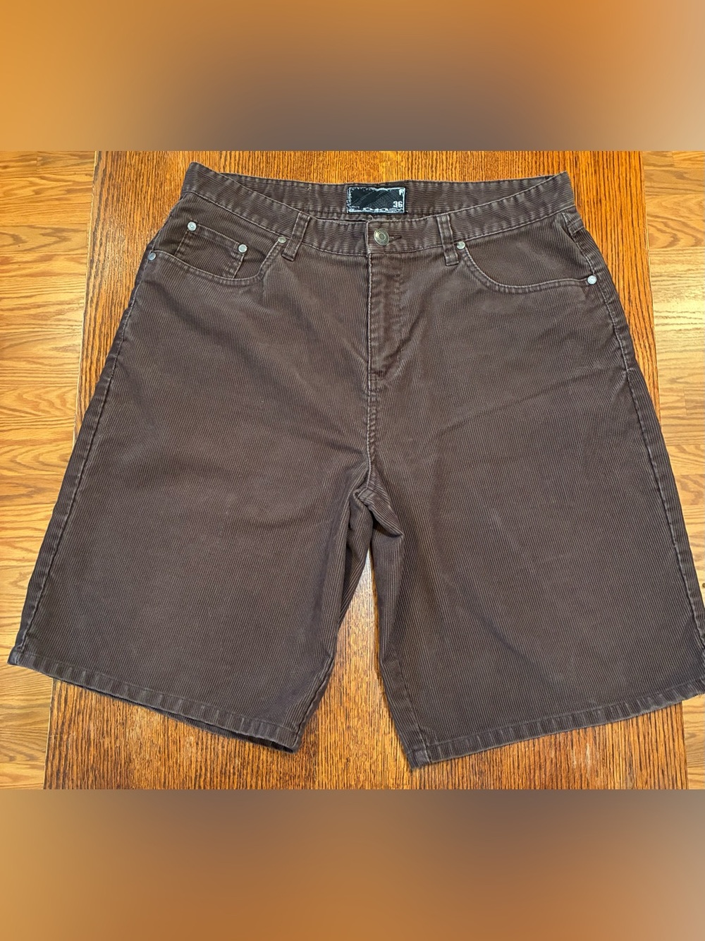 Y2K Oakley Corduroy Shorts Men's Size 36 Brown Skate Surf Streetwear 2007 - Picture 1 of 9